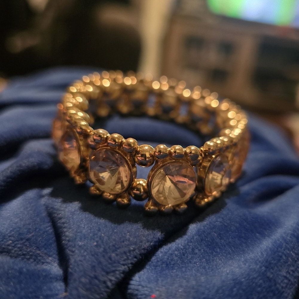 Vintage Stretch Bracelet